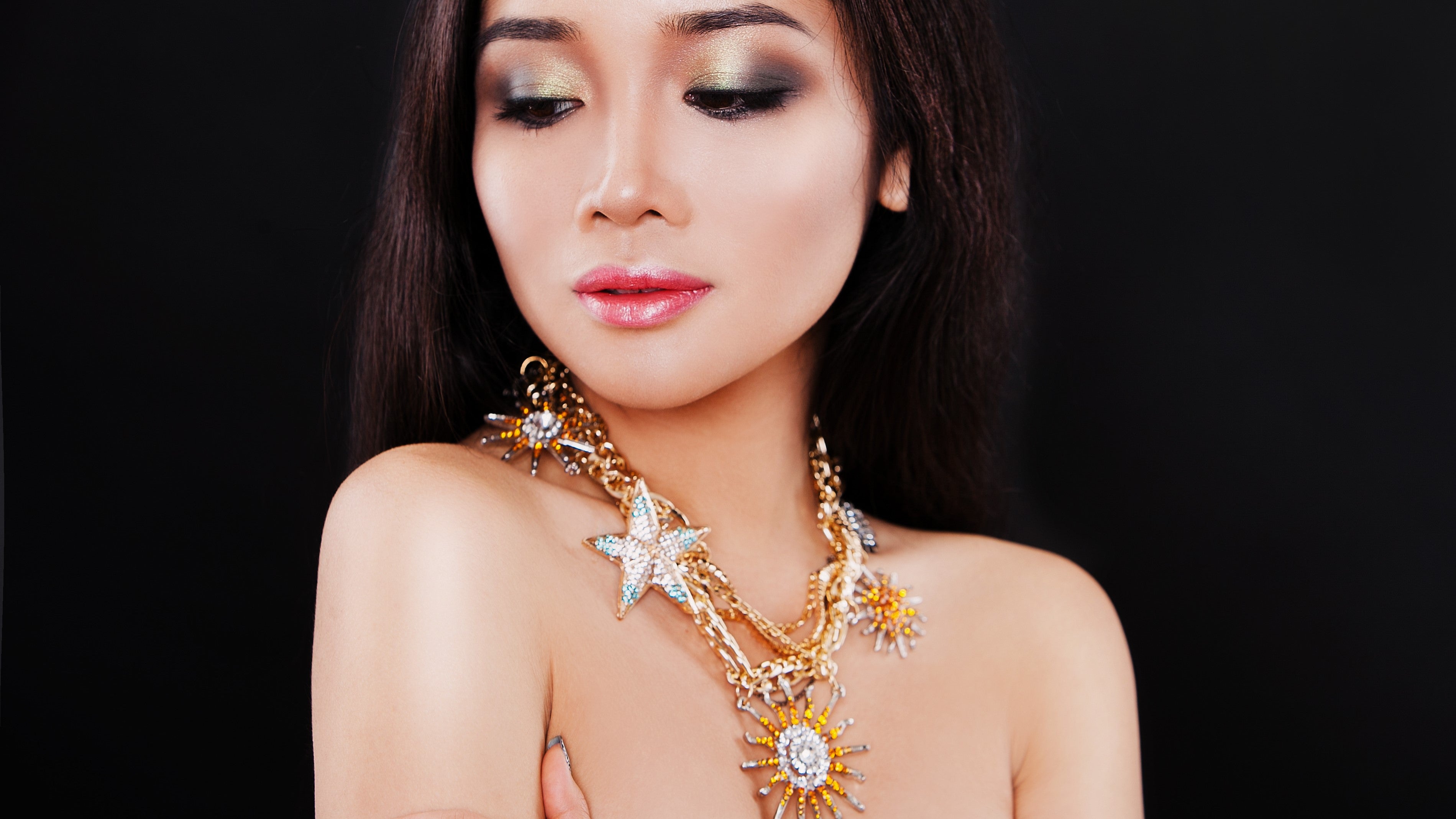 JS 14k Flower Pendants